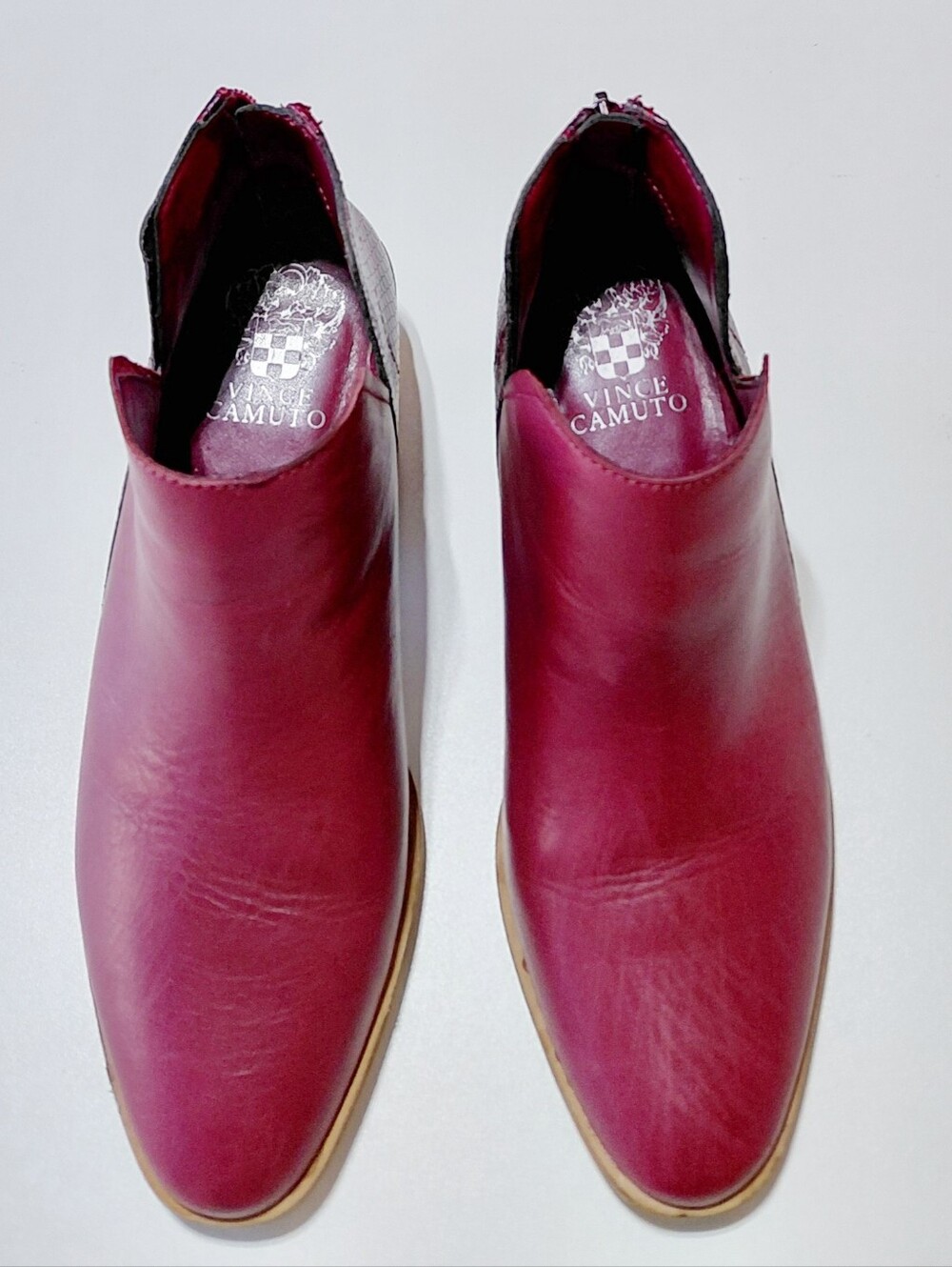 VINCE CAMUTO  Women’s Abrinna  Burgundy Leather Ankle Boots Size 7.5W